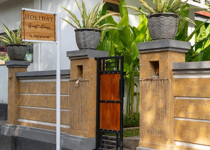 Holiday Guest House